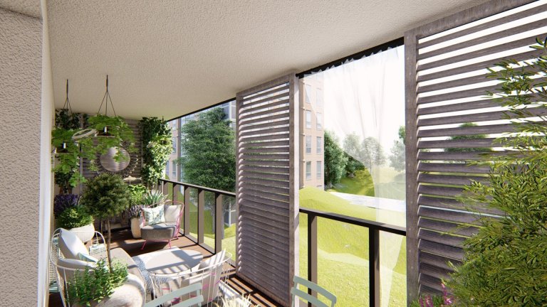 

Balkon je v současné době amatérsky upravený, nachází se na něm malé posezení, dekorace v podobě šicího stroje a několik květináčů a truhlíků se zelení.…