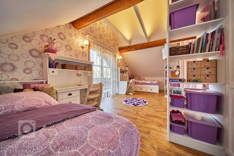 add picture to album