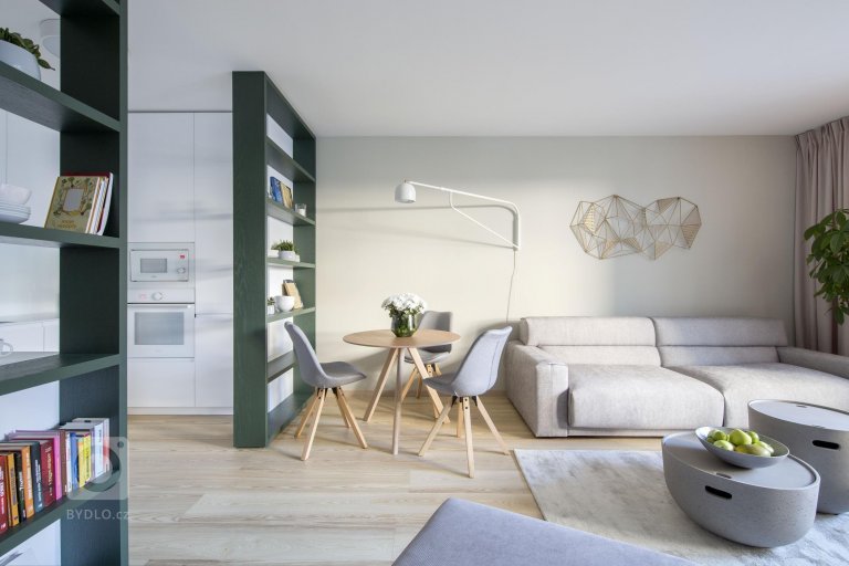 add picture to album