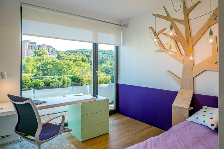 Velkometrážní&nbsp;byt v rezidenčním objektu Villa Vista je především o výhledu, ke kterému stačilo dodělat interiér, který ho nezkazí. Byt je navzdory…