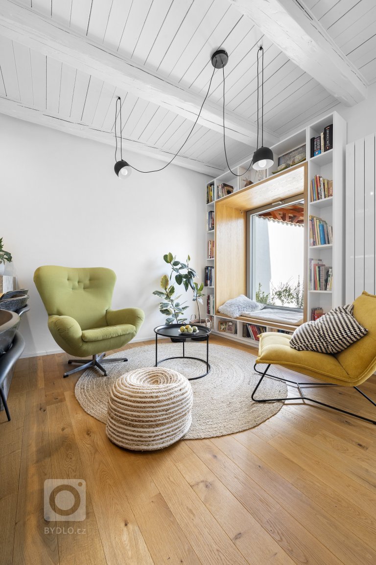 add picture to album