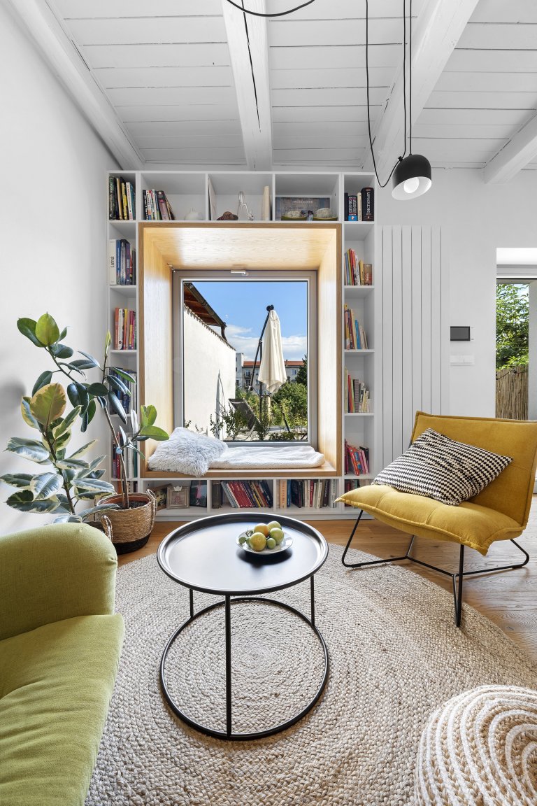 V rámci mého posledního fotografačního projektu jsem měl možnost zachytit interiér, který byl navržen s cílem vytvořit vzdušný a moderní prostor v…