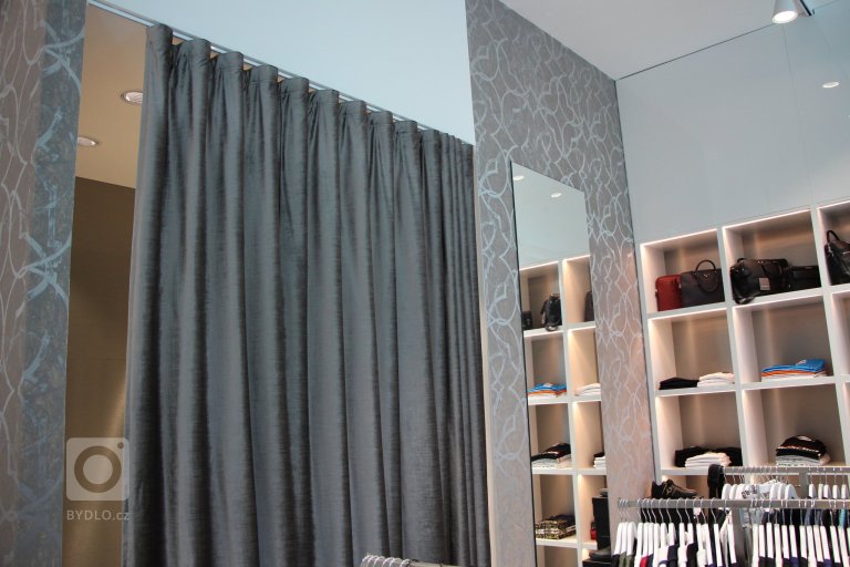 add picture to album