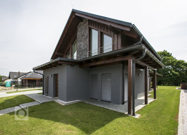 add picture to album