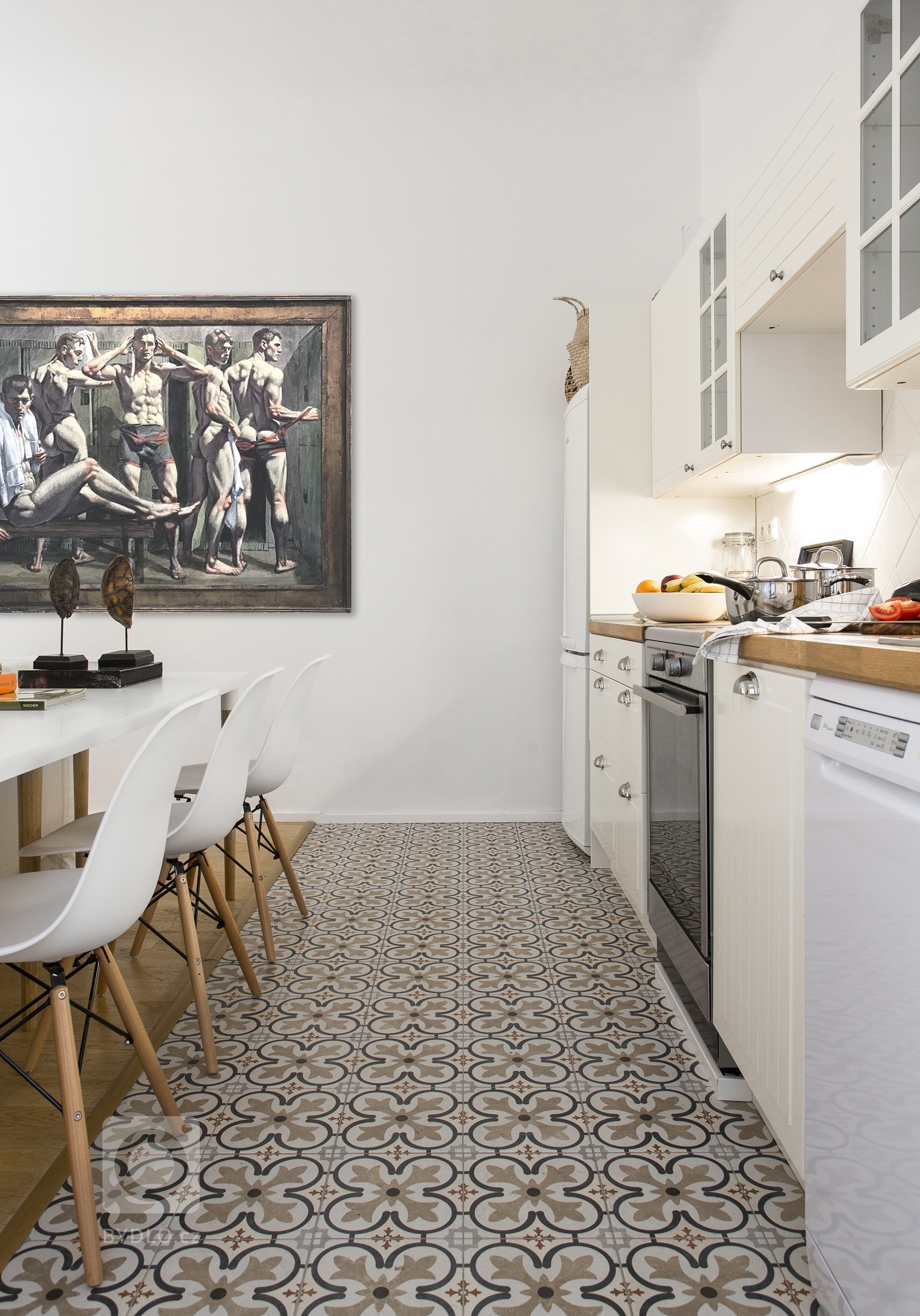 When our client bought this place was a bland empty space with many signs of &quot;wear-and-tear&quot;, all walls were painted in a variety of sad dusty colors…