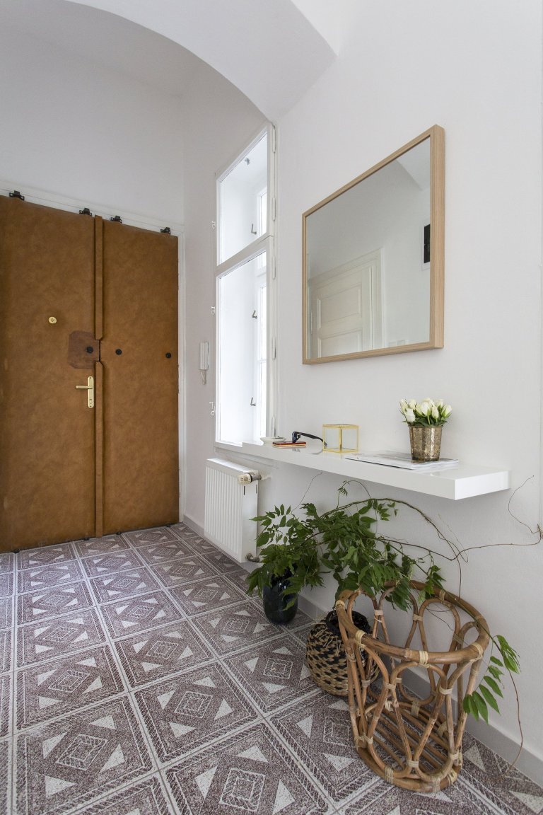 When our client bought this place was a bland empty space with many signs of &quot;wear-and-tear&quot;, all walls were painted in a variety of sad dusty colors…