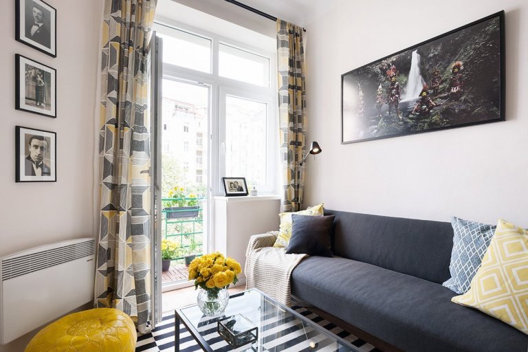 After purchasing an apartment in a hip Prague neighborhood in 2009, a Czech media professional kept it mostly the same. Then last year, he asked his Italian…