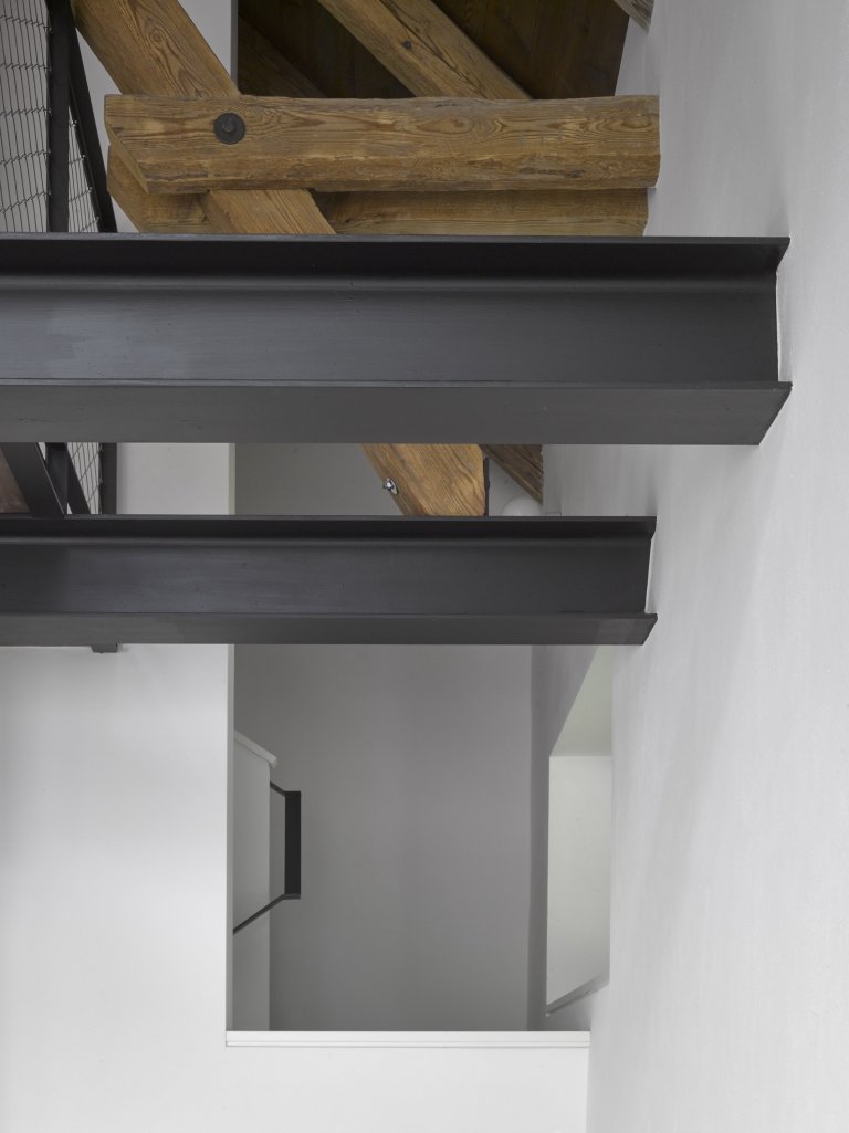 Již od prvního setkání s&nbsp;majiteli bylo jasné zadání, jaké má jejich budoucí bydlení splňovat požadavky: &quot;Má být neotřelé a přitom neokázalé&quot;.…