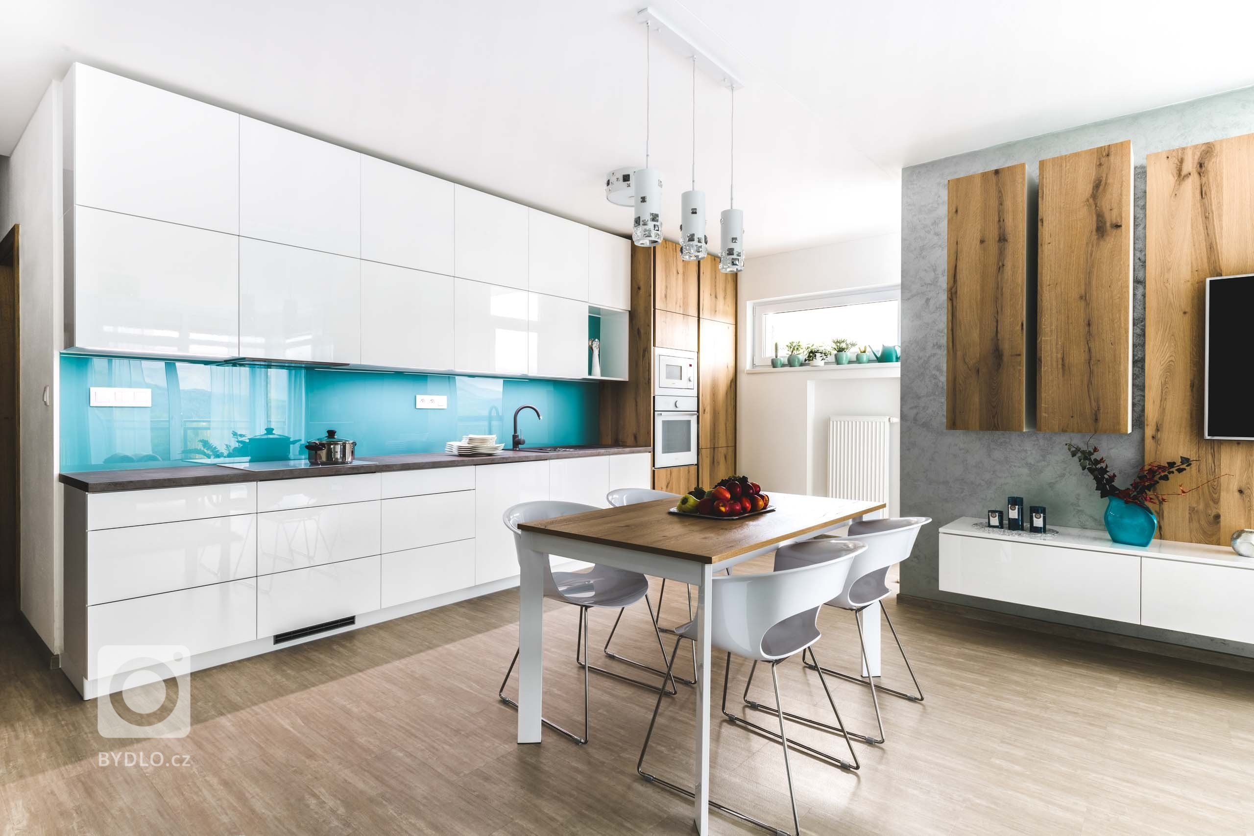 Nejnovější designové trendy propojené s vlastní oblíbenou barvou &ndash; tato kuchyně v provedení Trend Premium do detailu naplňuje náročné představy své…