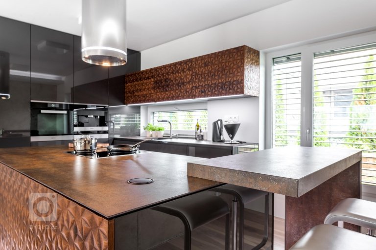 add picture to album