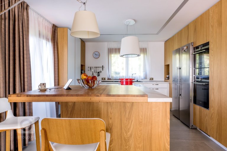 add picture to album