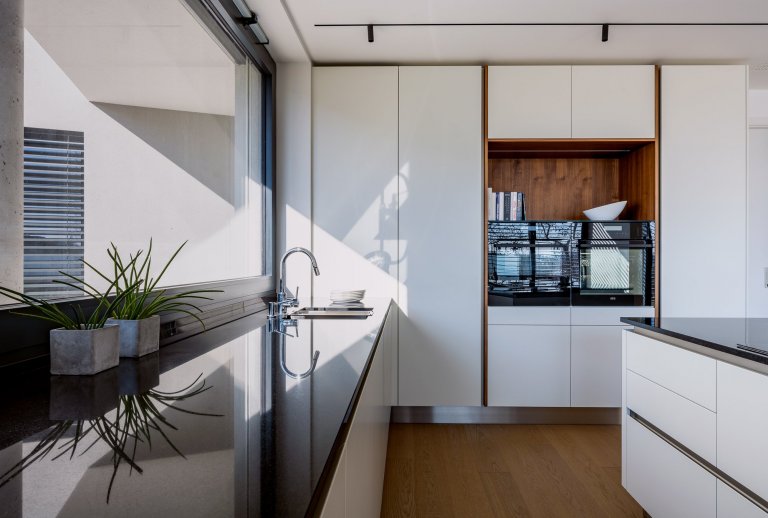 VÝBĚR ŠPIČKOVÝCH MATERIÁLŮ