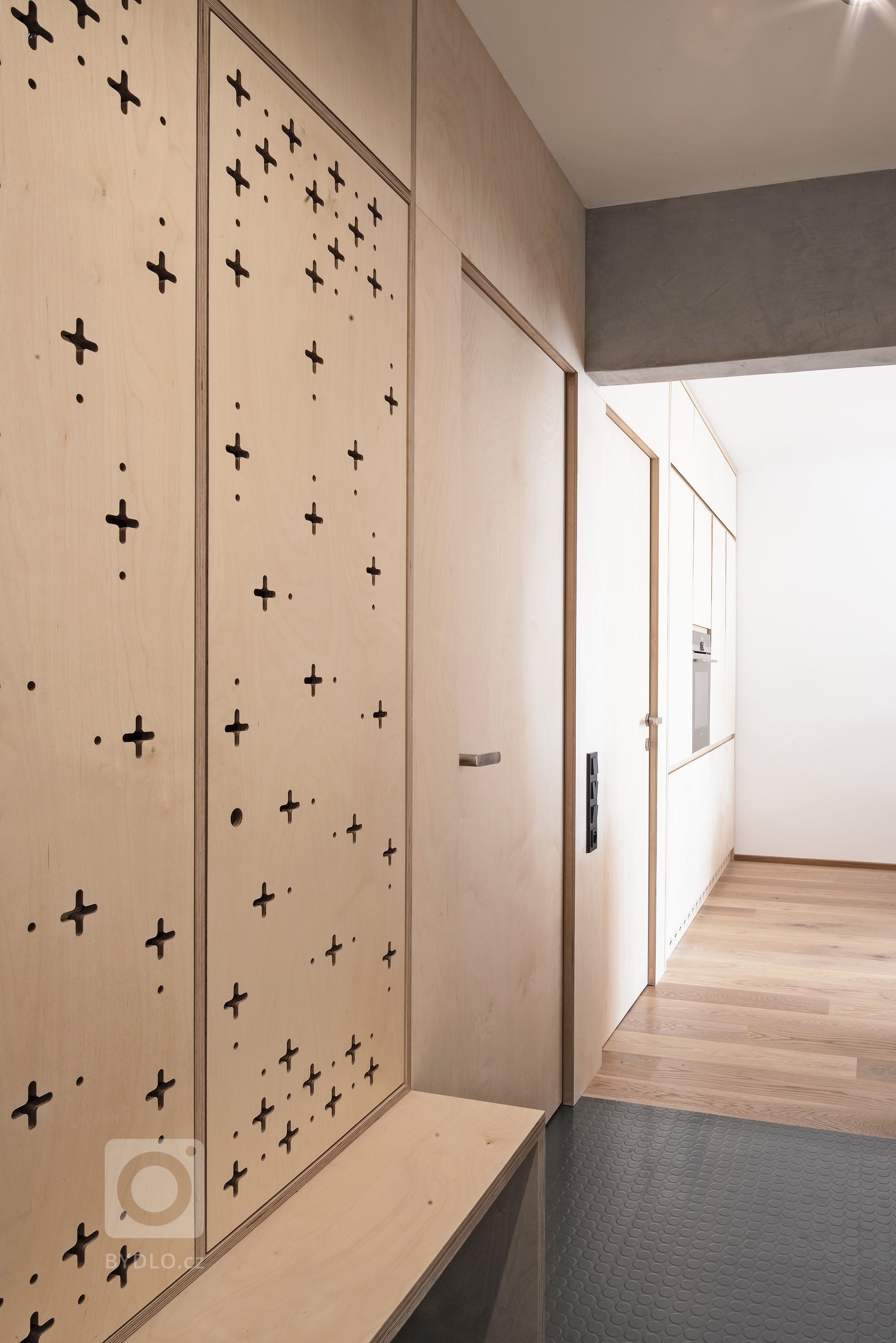 Rekonstrukce horského apartmánu.&nbsp;U Apartmánu ve Špindlerově Mlýně, s krásným výhledem přímo na sjezdovky, byla navržena kompletní rekonstrukce jak…