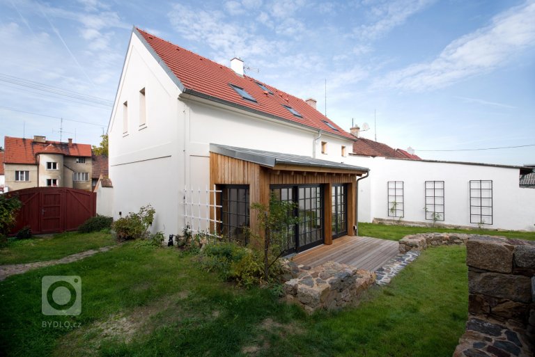 add picture to album