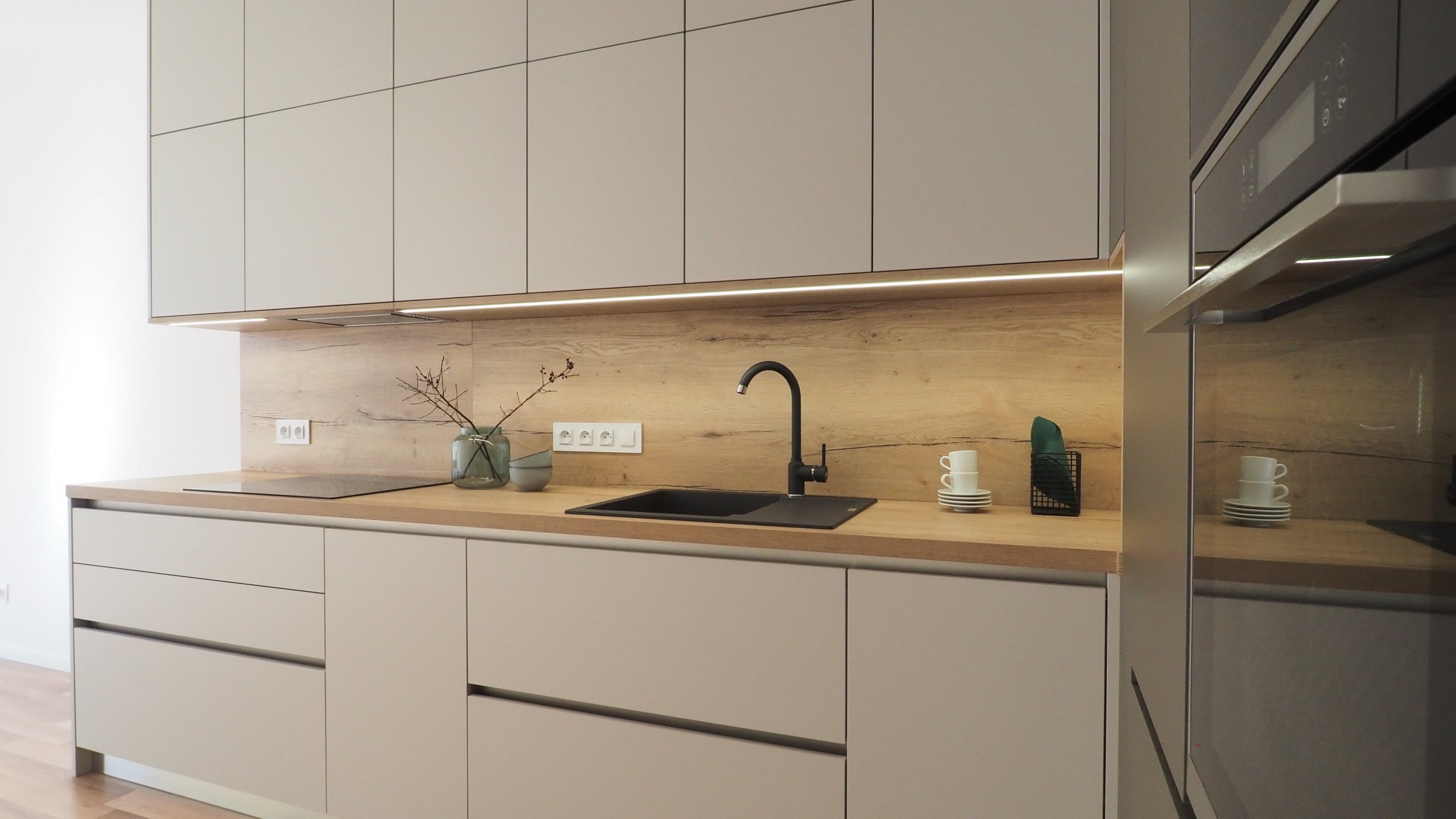 Kompletní rekonstrukce bytu v novostavbě developerského projektu.
