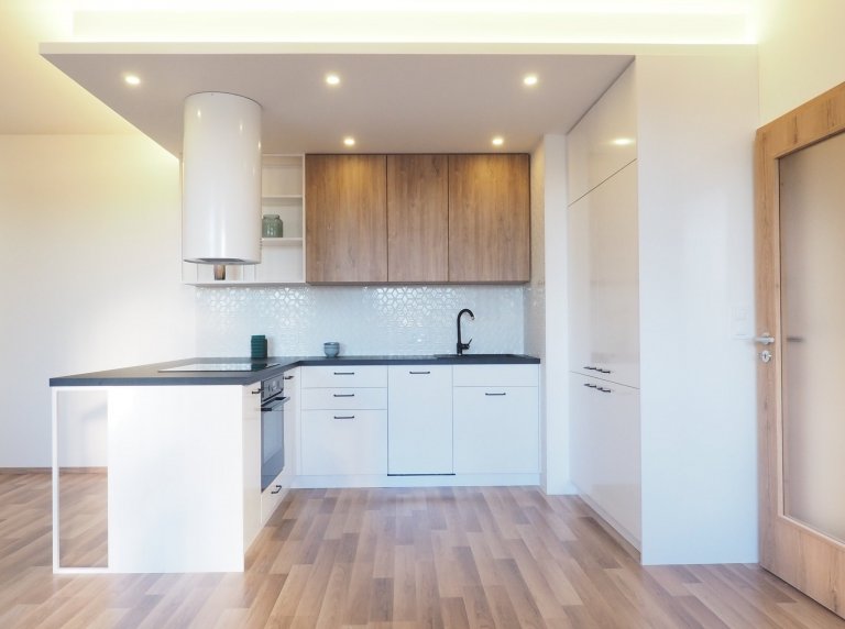 Home staging bytu v novostavbě developerského projektu.
