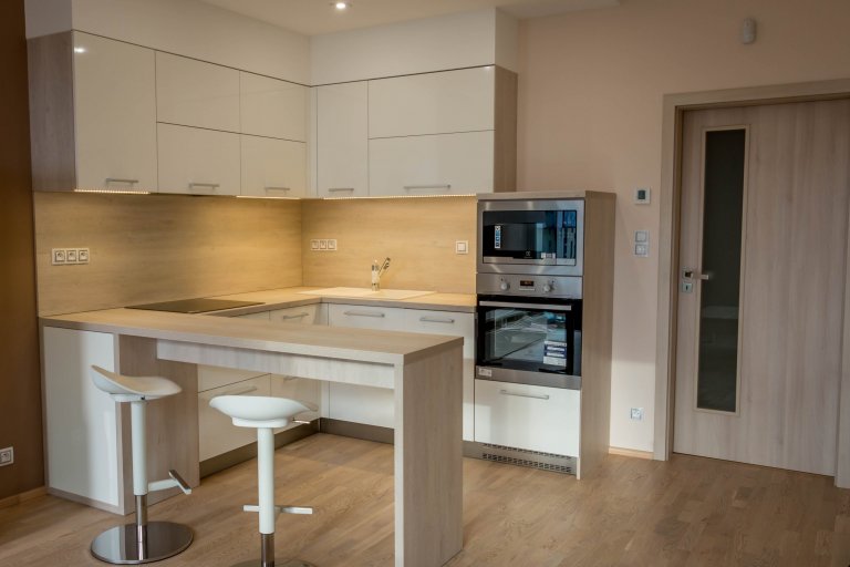 Garsonka pro mladou slečnu