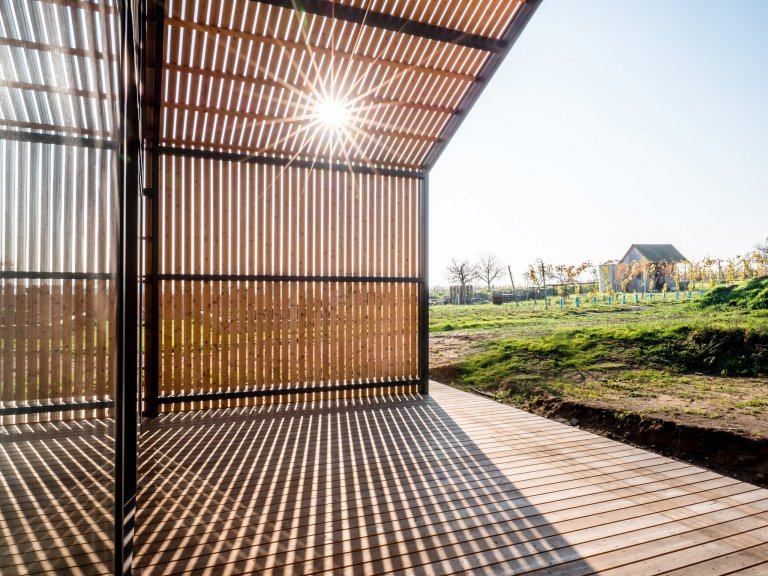 Naše naprostá srdcovka z krásné vinařské oblasti blízko Mikulova. Rodinný dům jsme navrhli v roce 2014 a aktuálně jsou k dořešení ještě interiery a úprava…