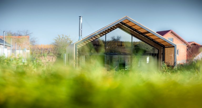 Naše naprostá srdcovka z krásné vinařské oblasti blízko Mikulova. Rodinný dům jsme navrhli v roce 2014 a aktuálně jsou k dořešení ještě interiery a úprava…