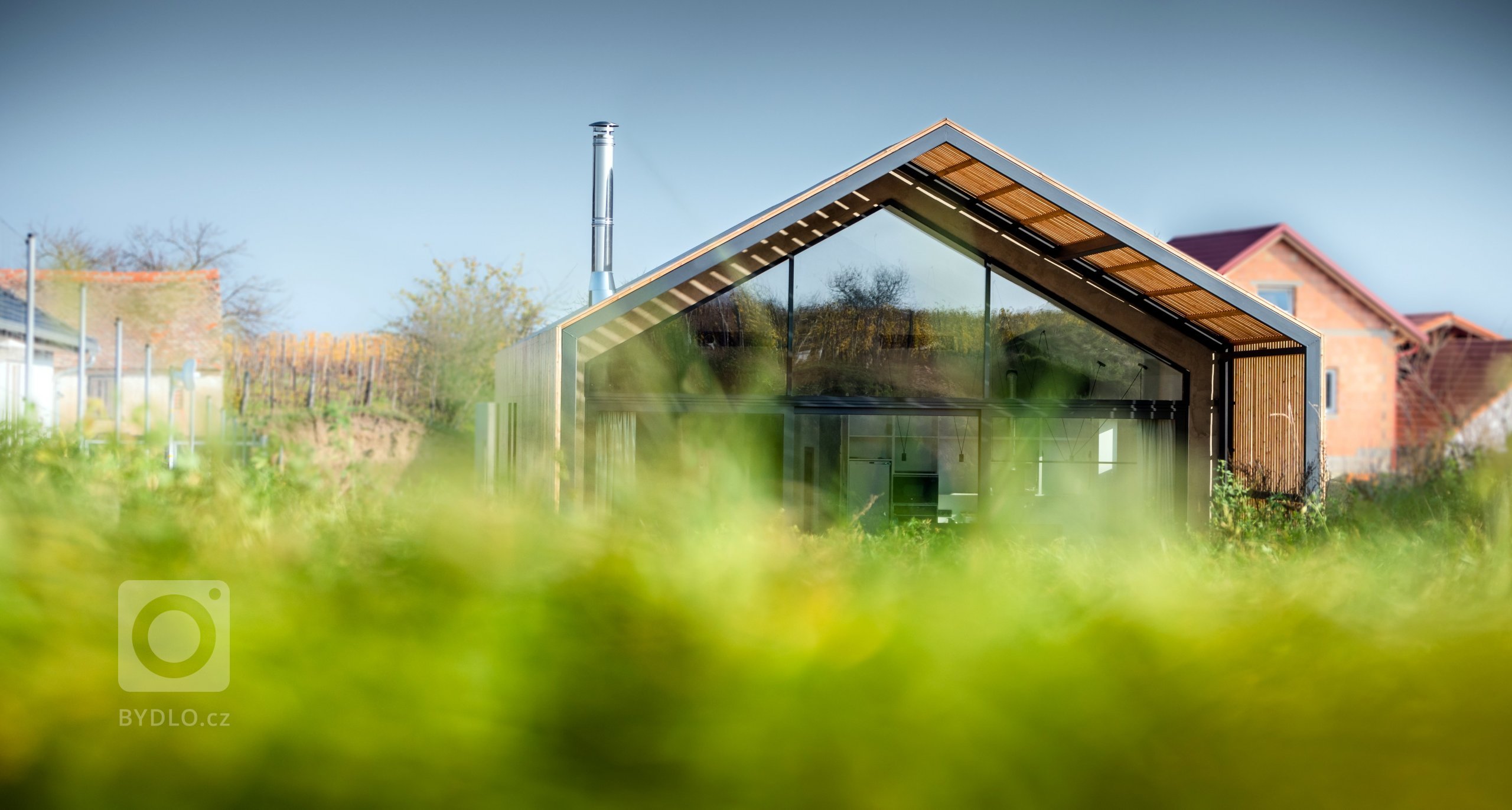 Naše naprostá srdcovka z krásné vinařské oblasti blízko Mikulova. Rodinný dům jsme navrhli v roce 2014 a aktuálně jsou k dořešení ještě interiery a úprava…