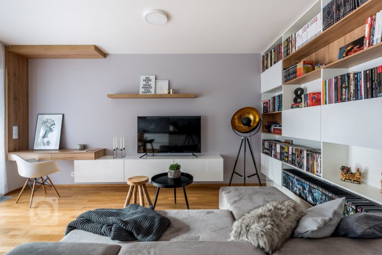 add picture to album