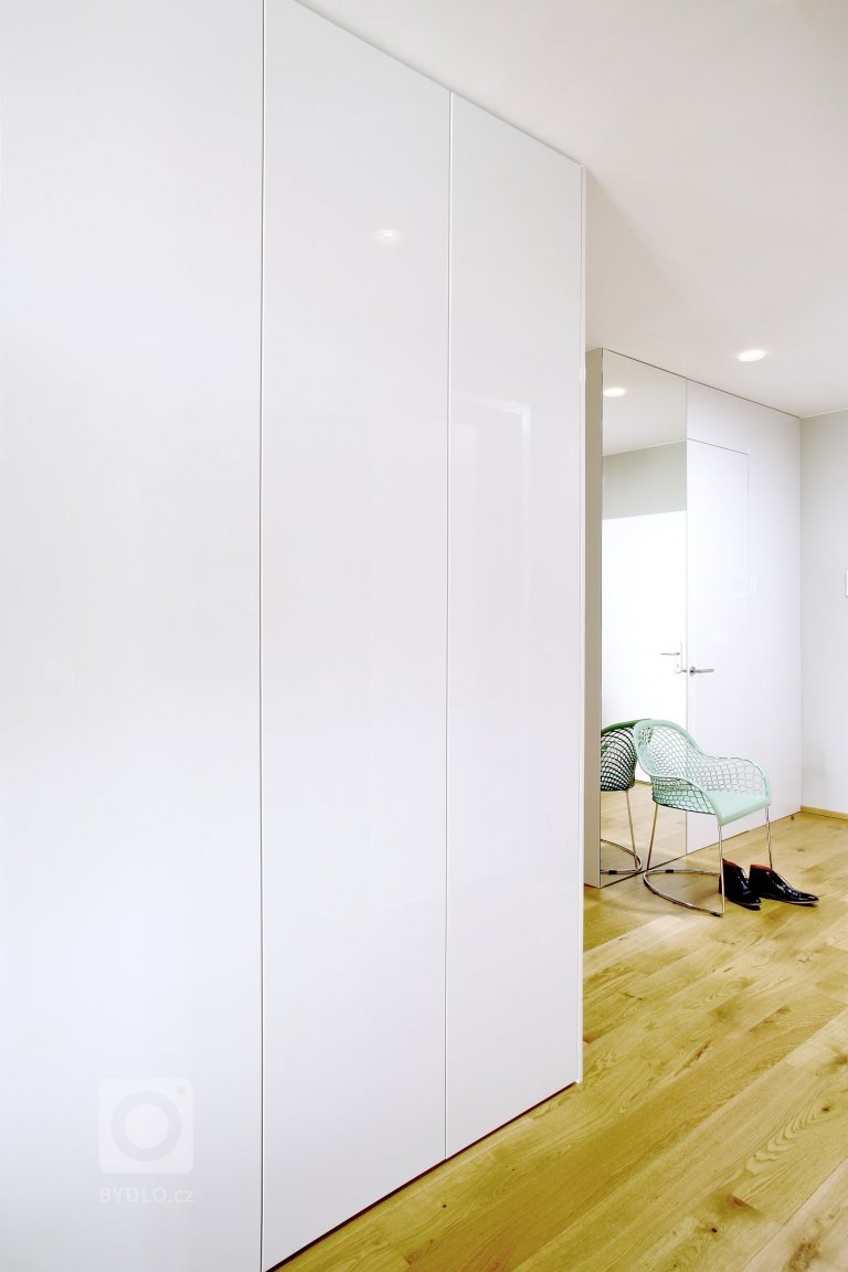 add picture to album