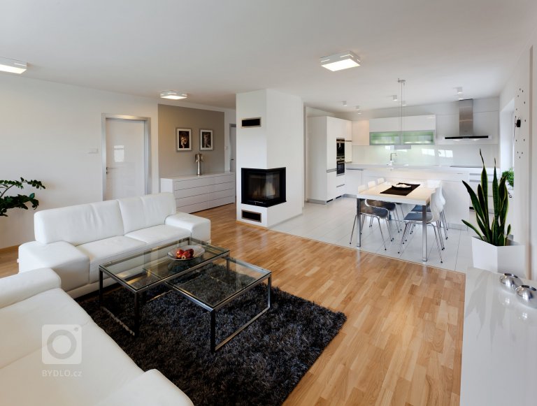 add picture to album