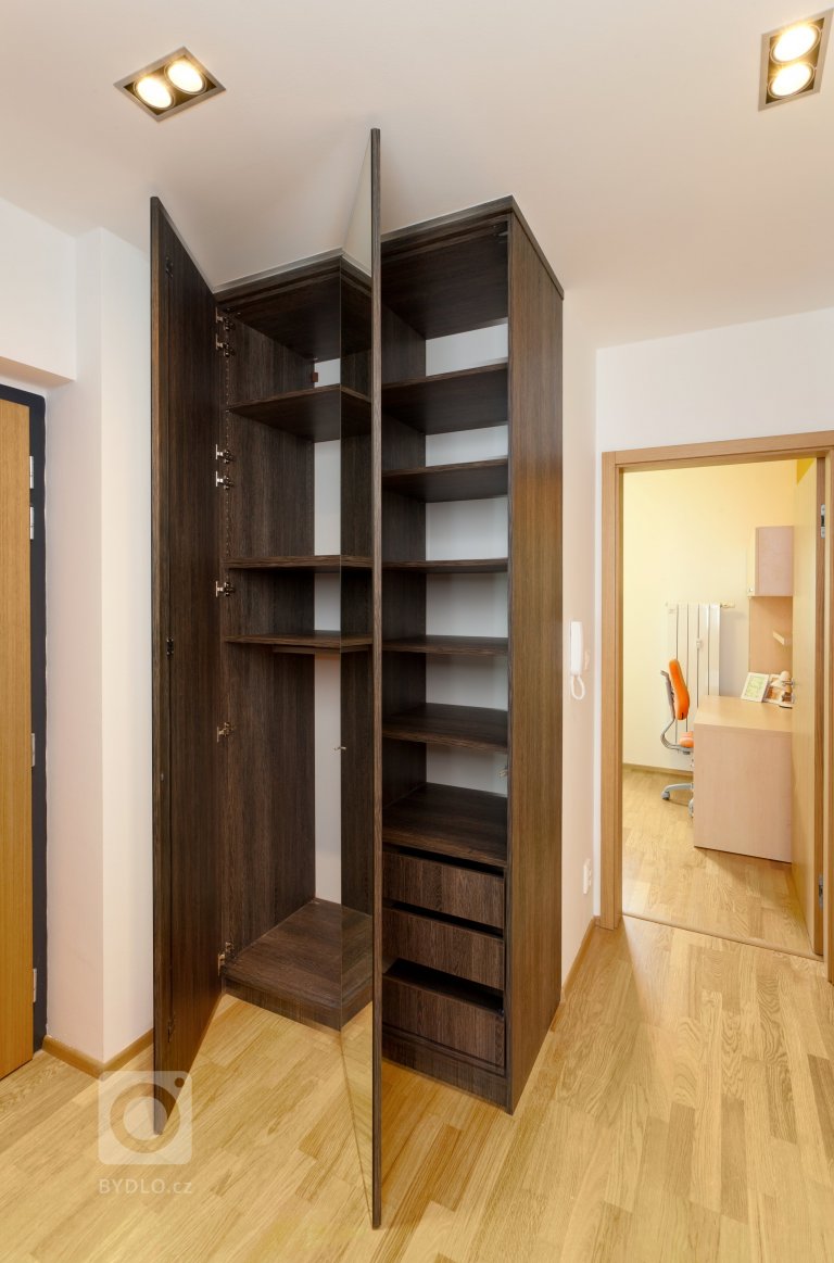 add picture to album