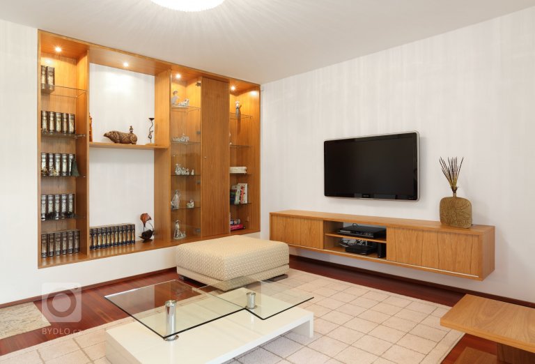 add picture to album