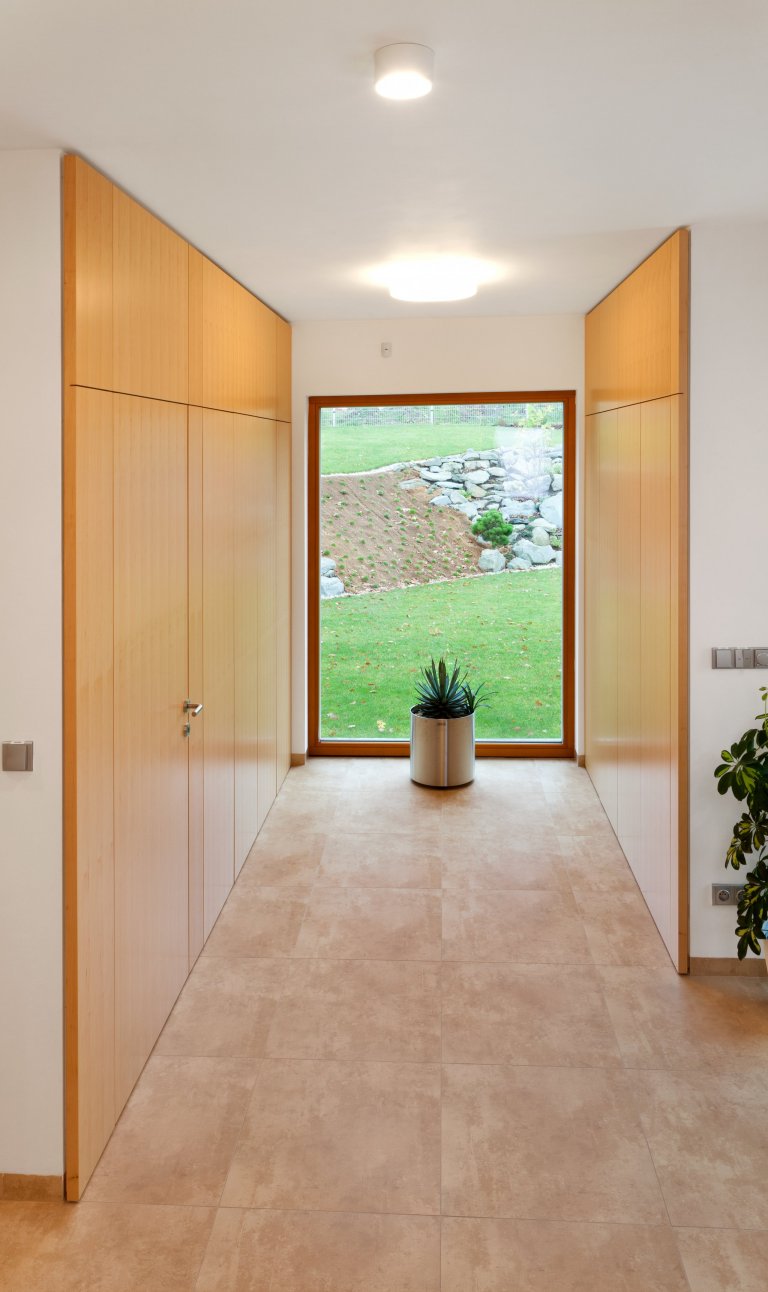 Naprostá dokonalost co se estetiky týče! Pokud máte rádi jednolité, ničím neručené linie, jste na správném místě. Uklidňující tóny světlého kanadského javoru…