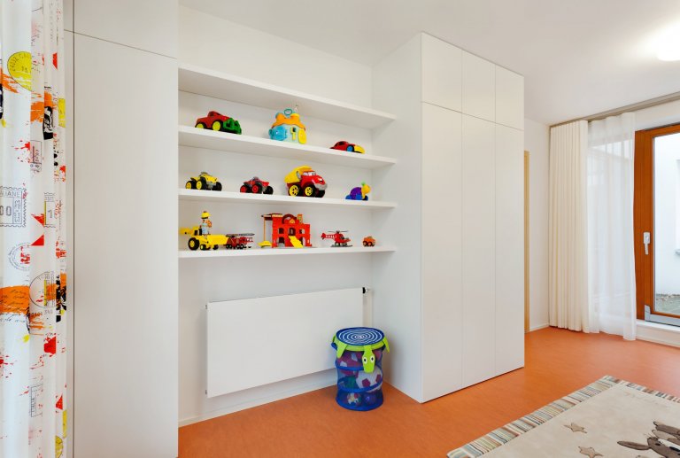 Naprostá dokonalost co se estetiky týče! Pokud máte rádi jednolité, ničím neručené linie, jste na správném místě. Uklidňující tóny světlého kanadského javoru…