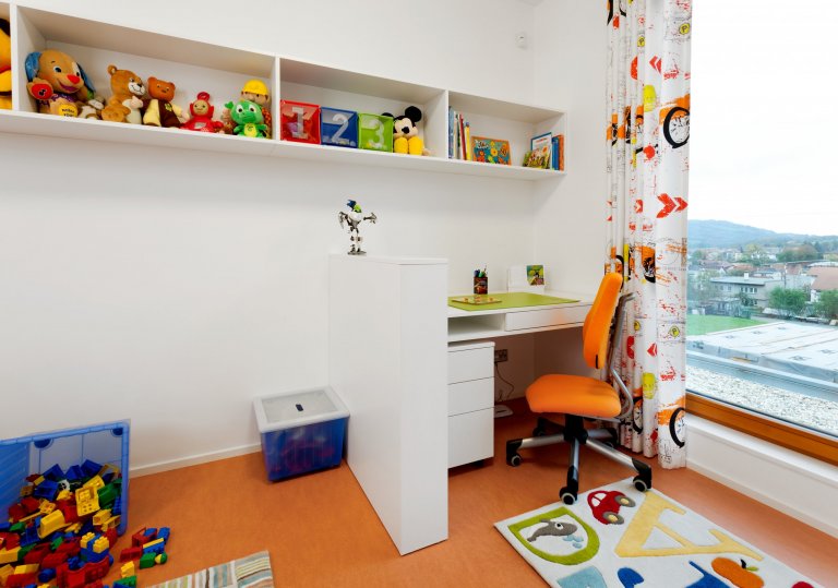 Naprostá dokonalost co se estetiky týče! Pokud máte rádi jednolité, ničím neručené linie, jste na správném místě. Uklidňující tóny světlého kanadského javoru…