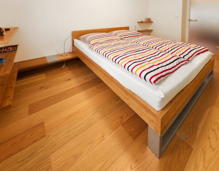 V kuchyni, která je situovaná prakticky do slepé uličky, se osvědčilo staré dobré rčení &ndash; že v&nbsp;jednoduchosti je síla! Bylo třeba využít všechen…
