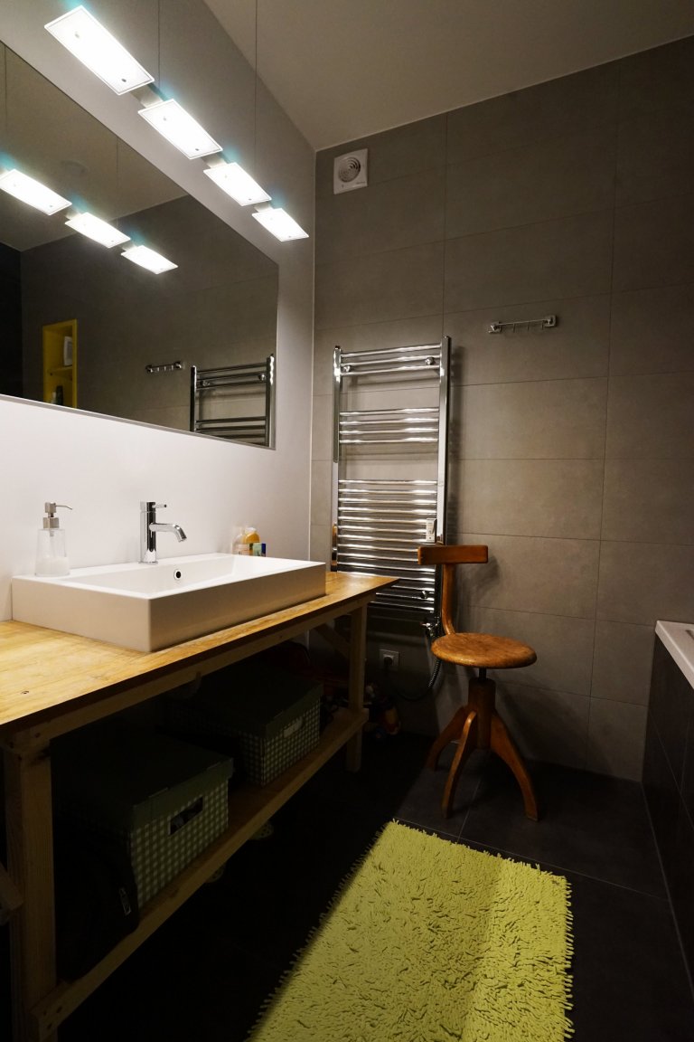 Návrh rekonstrukce malého pražského bytu 60m2 na diposzici 3+kk.
