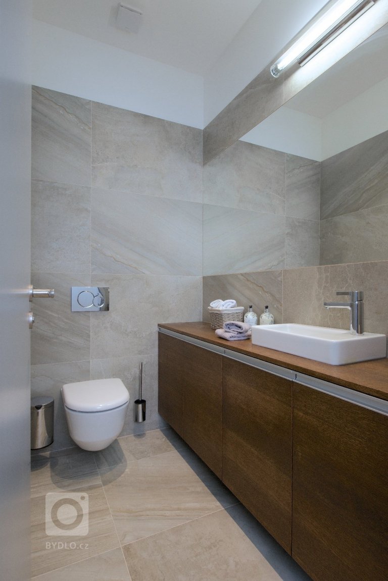 add picture to album