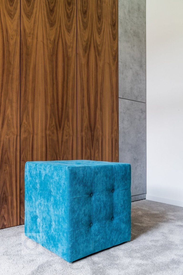 add picture to album