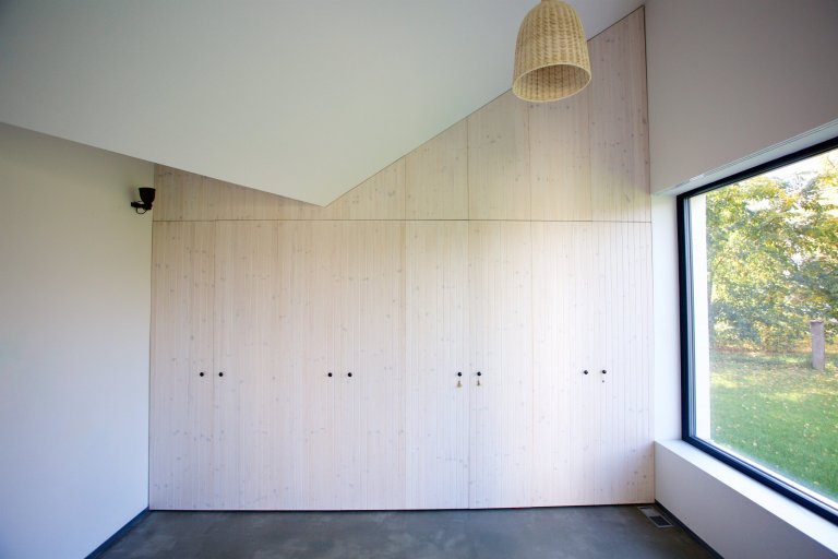 Dům stojí v&nbsp;Chlumci nad Cidlinou, městě, které je známé selskými bouřemi z&nbsp;konce 18. století, povstáním sedláků. Ačkoli nebyly samotné ozbrojené…