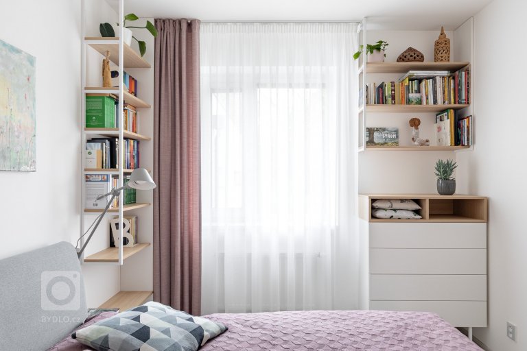 add picture to album