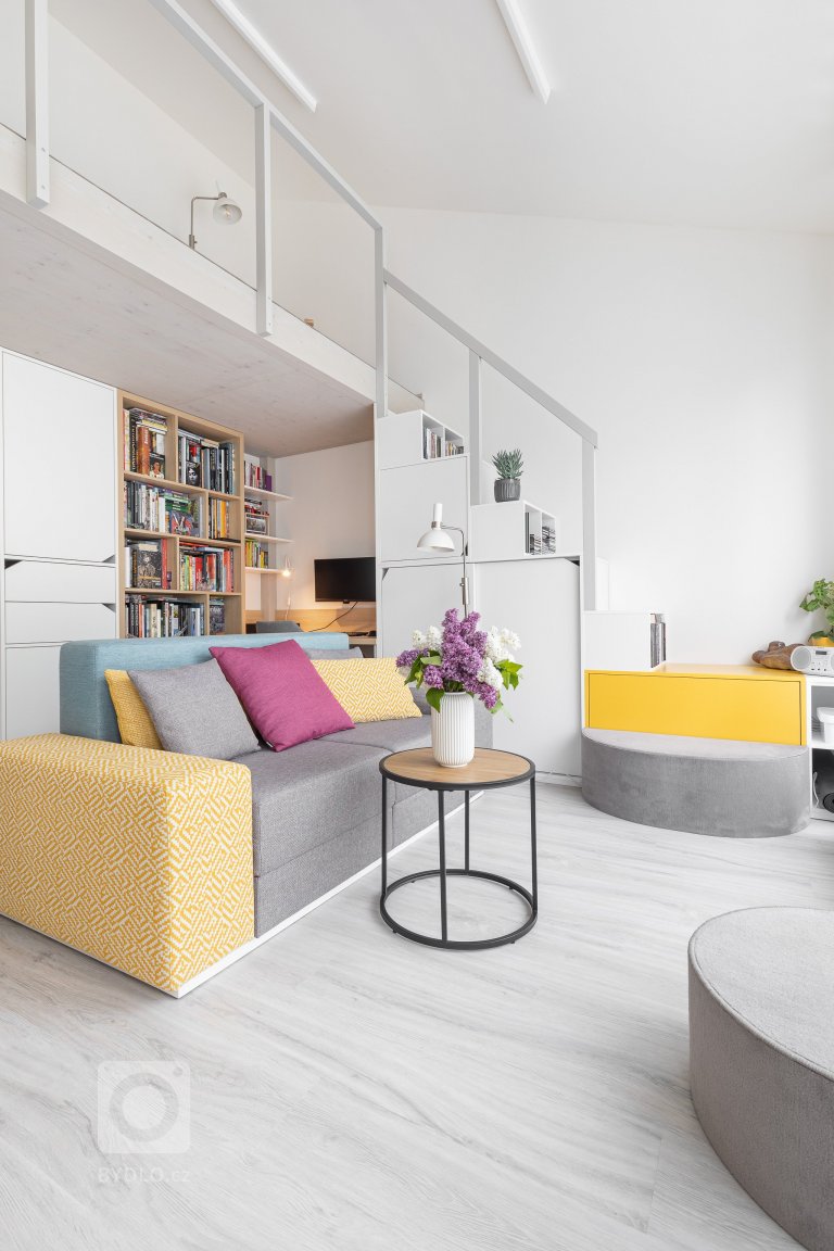 add picture to album