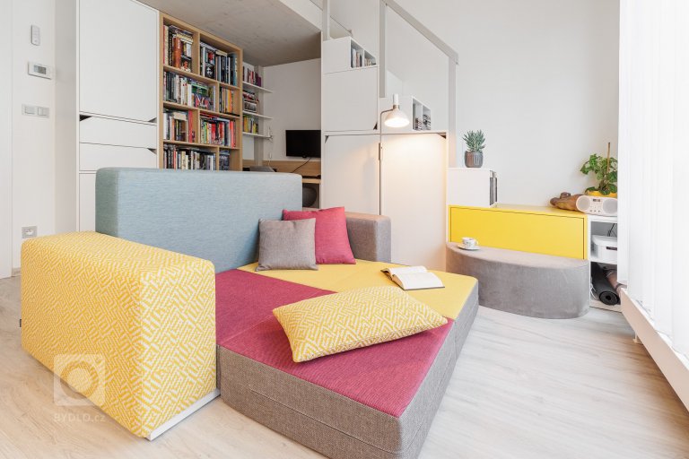 add picture to album